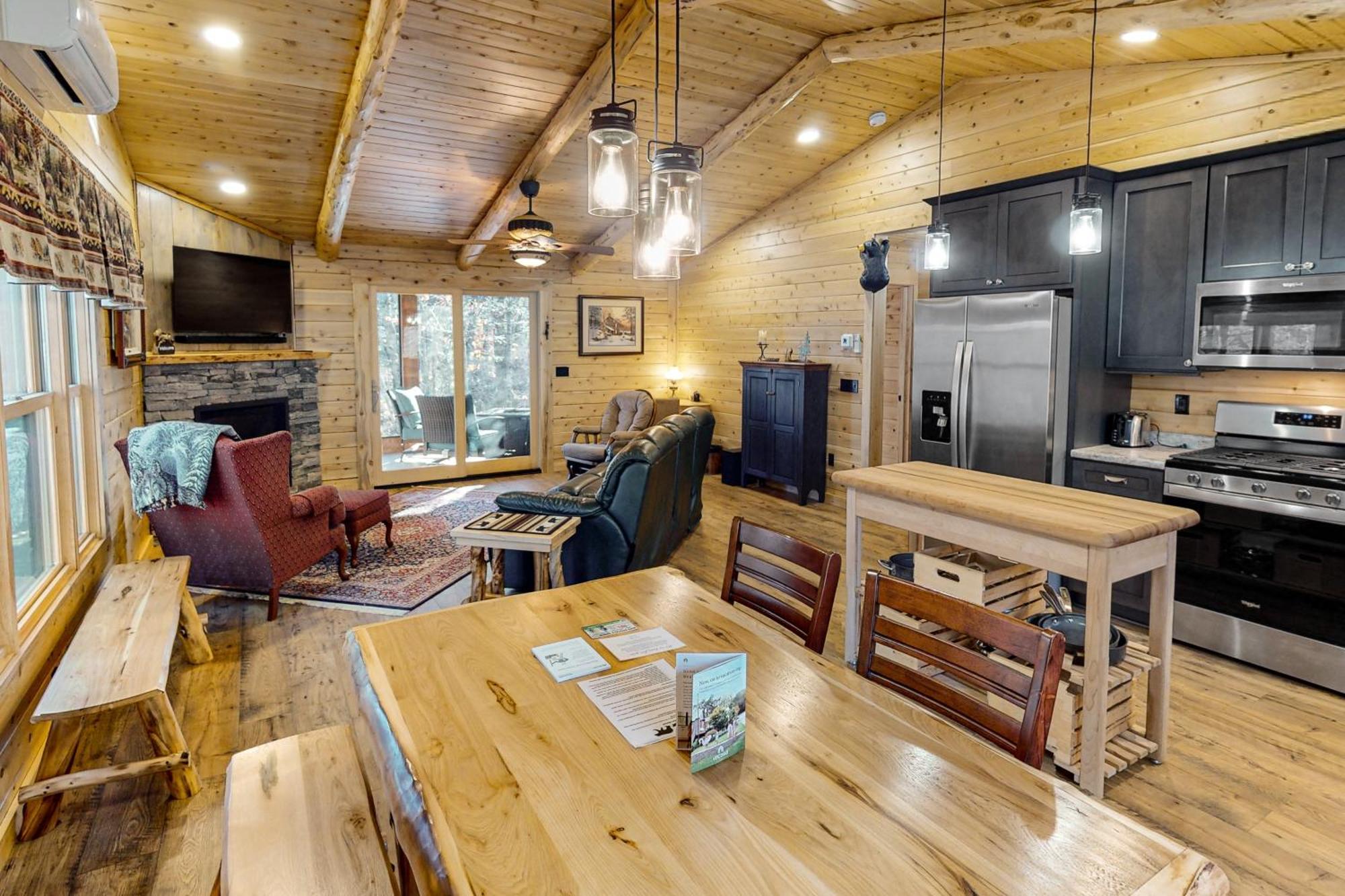 Blackbear Log Cabin Morrisville Exterior foto